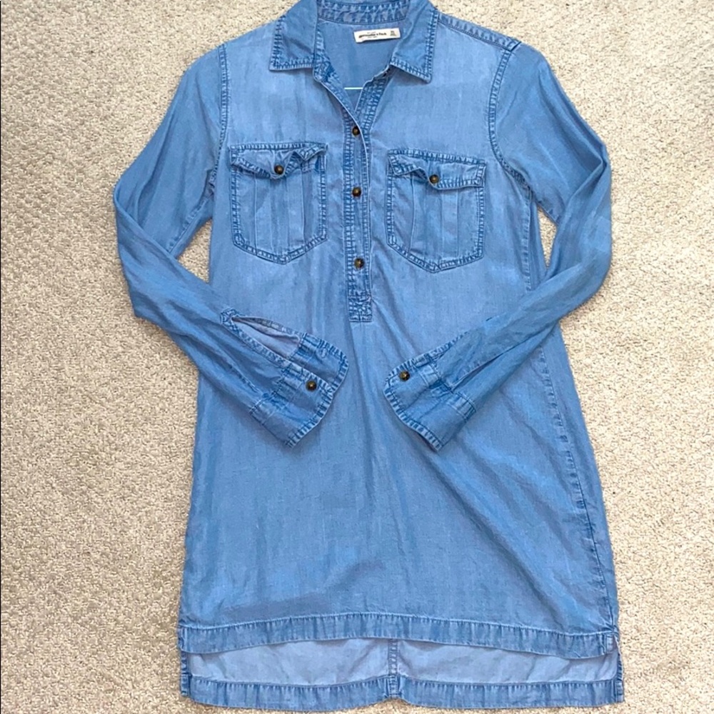 Abercrombie & Fitch Chambray Dress